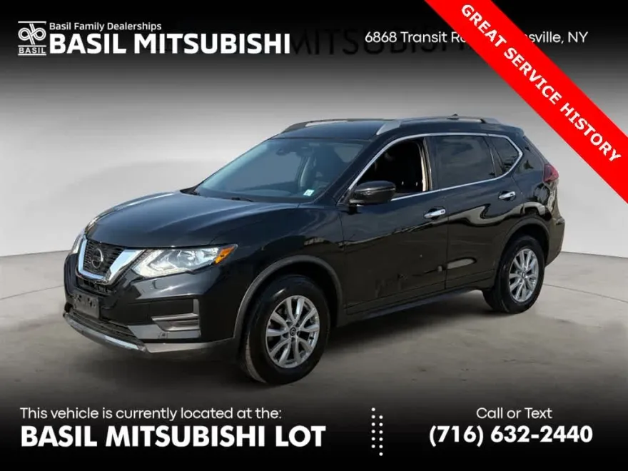2020 Nissan Rogue SV photo 1