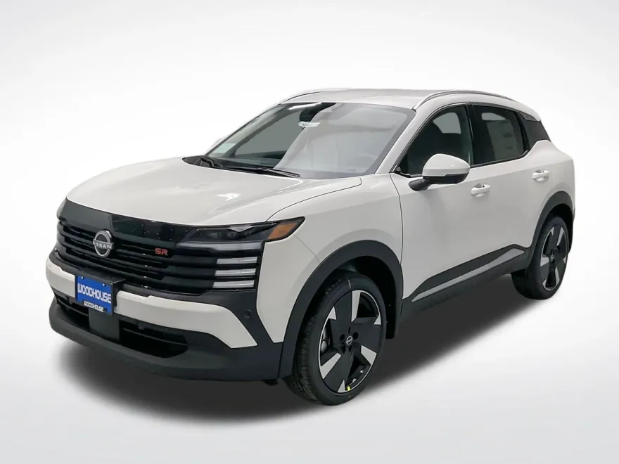 2025 Nissan Kicks SR photo 1
