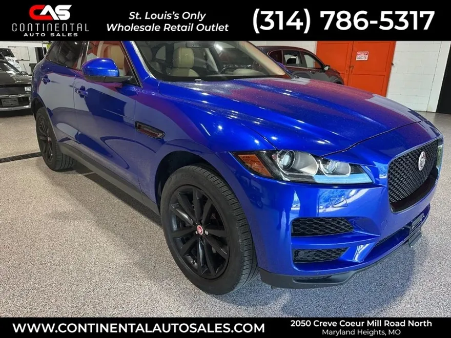2018 Jaguar F-PACE Prestige photo 1