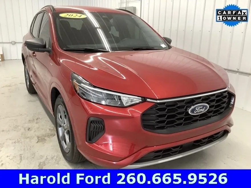 2024 Ford Escape ST-Line photo 1