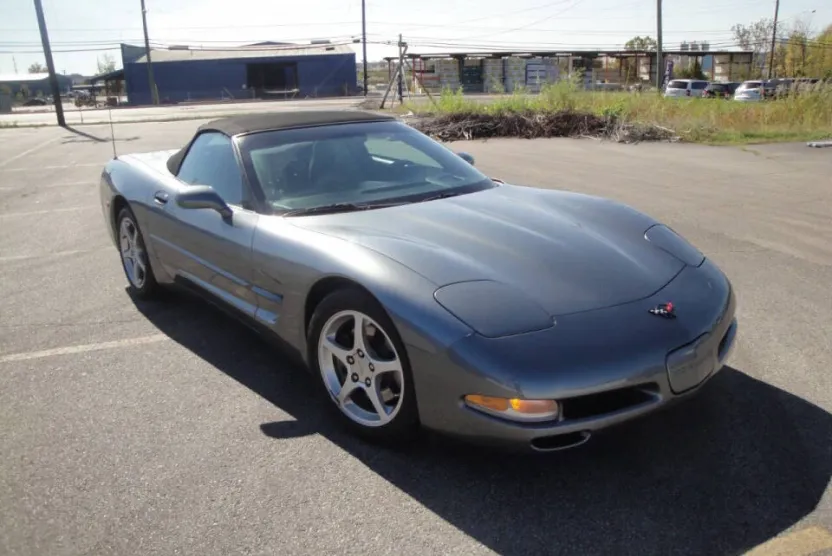 2004 Chevrolet Corvette Base Convertible photo 1