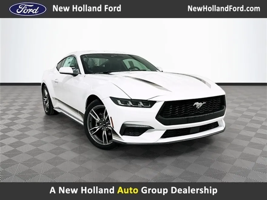 2025 Ford Mustang EcoBoost photo 1