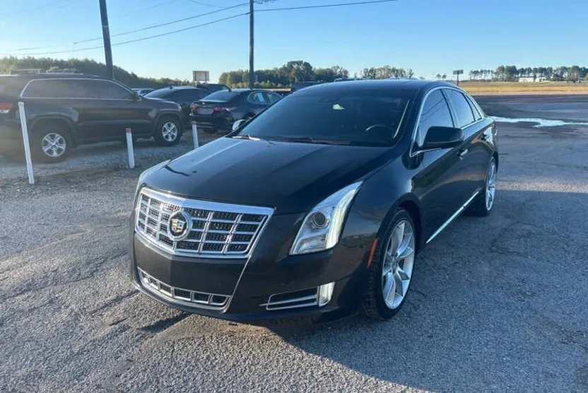 2013 Cadillac XTS Premium photo 1