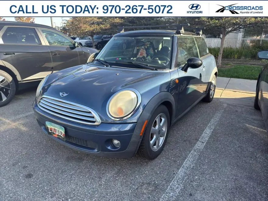2010 Mini Cooper Hardtop photo 1