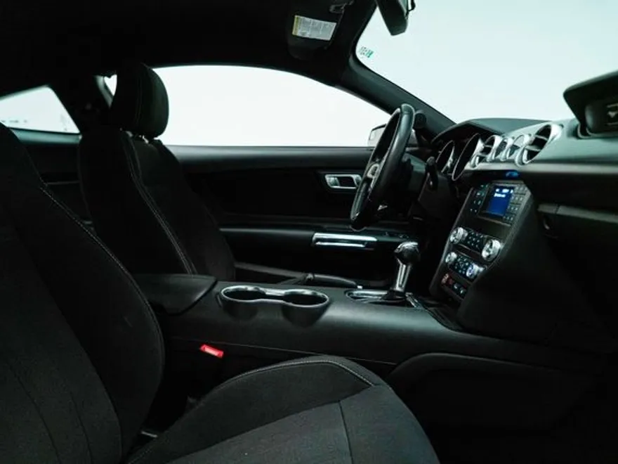 2020 Ford Mustang GT photo 34