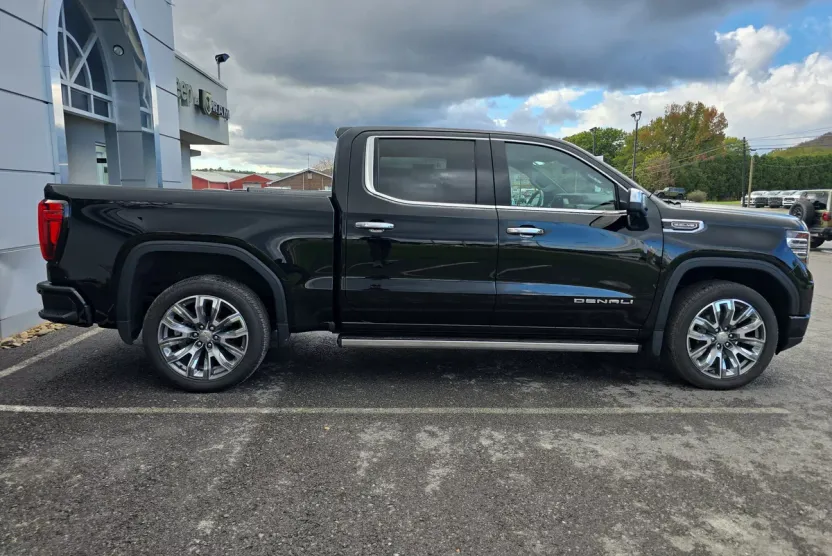 2023 Gmc Sierra 1500 Denali photo 1