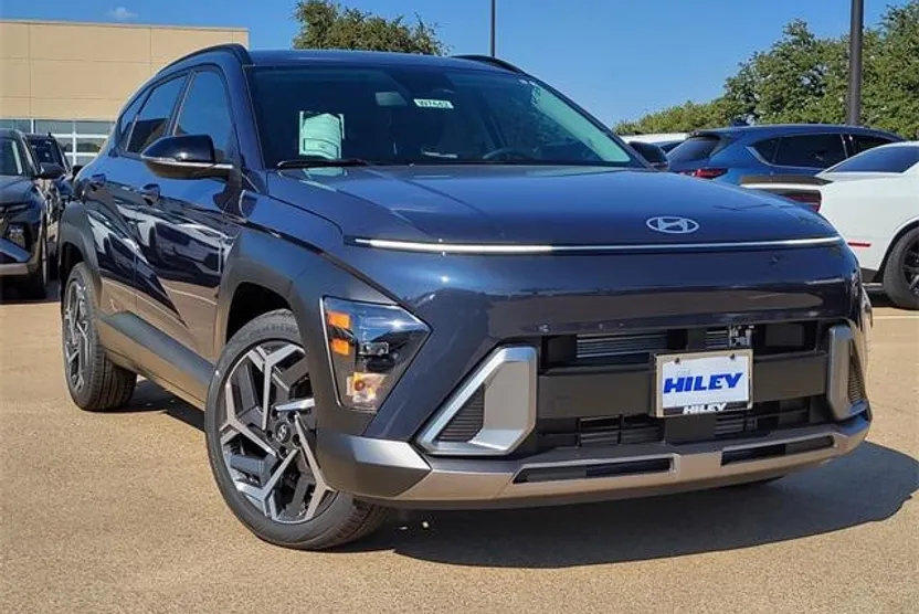 2026 Hyundai Kona SEL photo 1