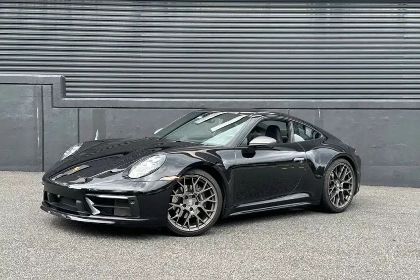 2024 Porsche 911 T photo 1