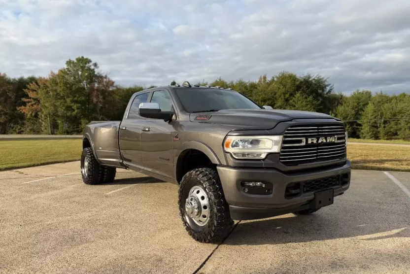 2019 Ram 3500 Laramie photo 1