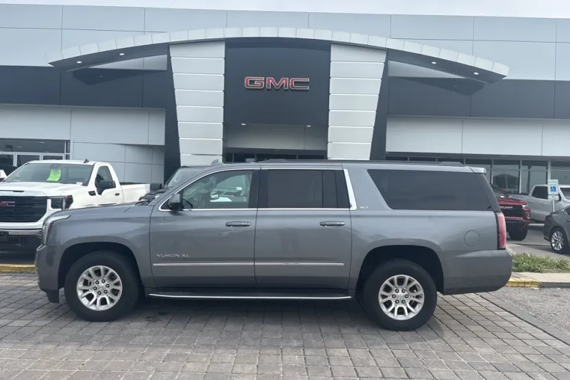 2018 Gmc Yukon XL SLT photo 1
