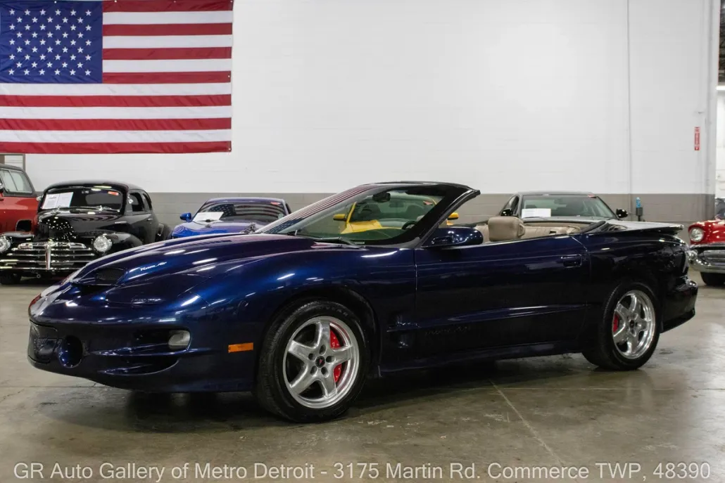 2001 Pontiac Firebird TRANS AM photo 1