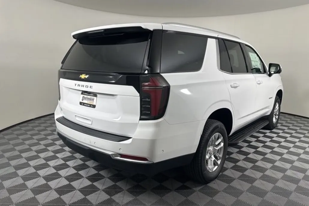 2025 Chevrolet Tahoe LS photo 1