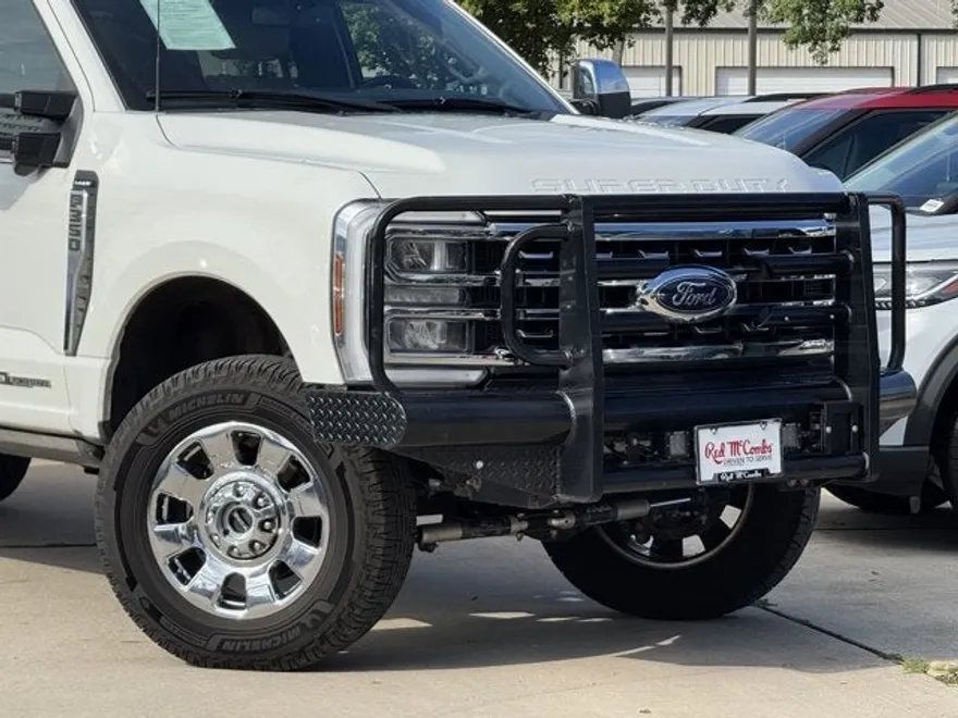 2024 Ford F-350 Lariat photo 1