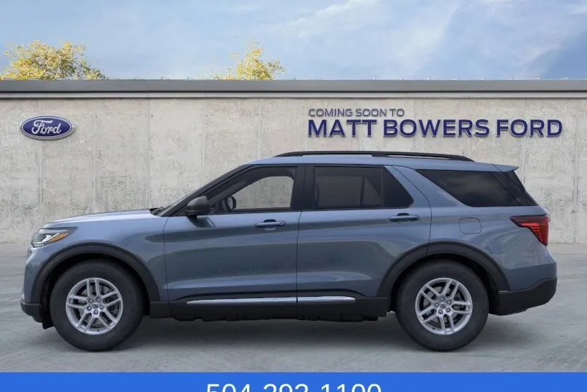 2025 Ford Explorer photo 1