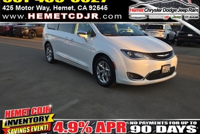 2019 Chrysler Pacifica Limited photo 1