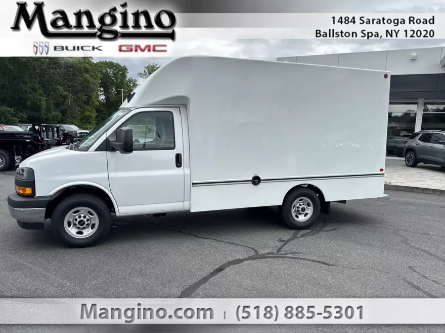 2025 Gmc Savana Cutaway 3500 photo 1
