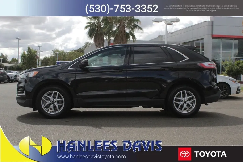 2024 Ford Edge SEL photo 1