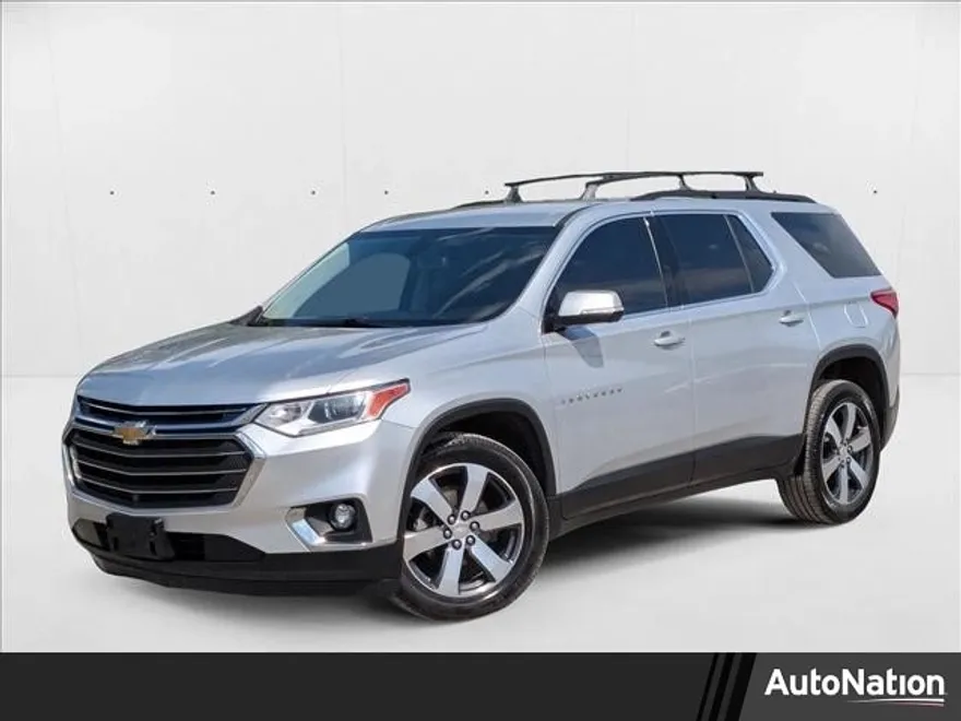 2020 Chevrolet Traverse Leather photo 1