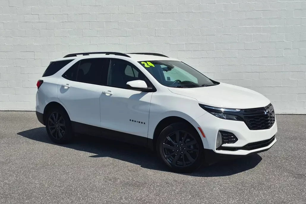 2024 Chevrolet Equinox RS photo 1