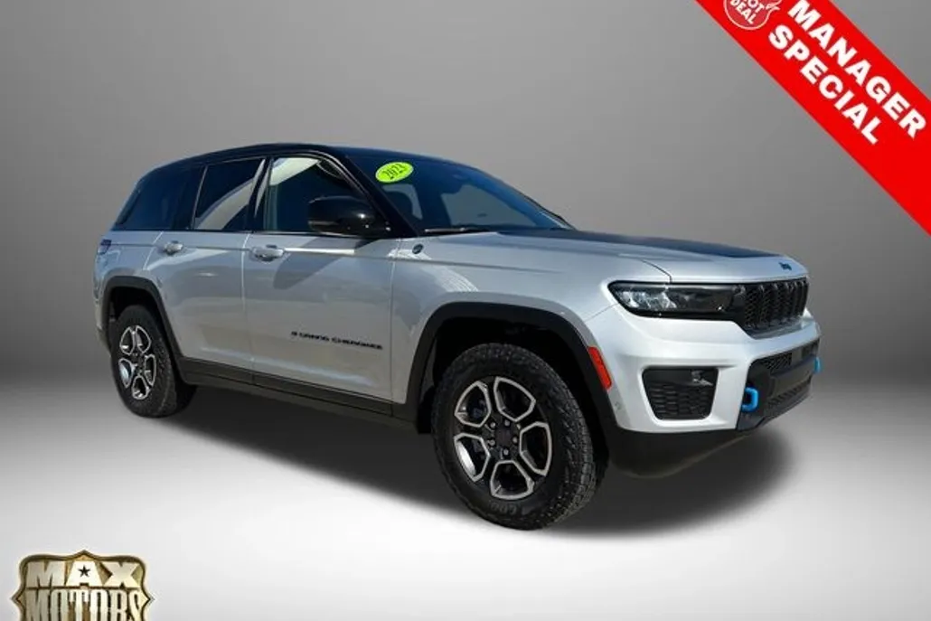 2023 Jeep Cherokee Trailhawk 4xe photo 1