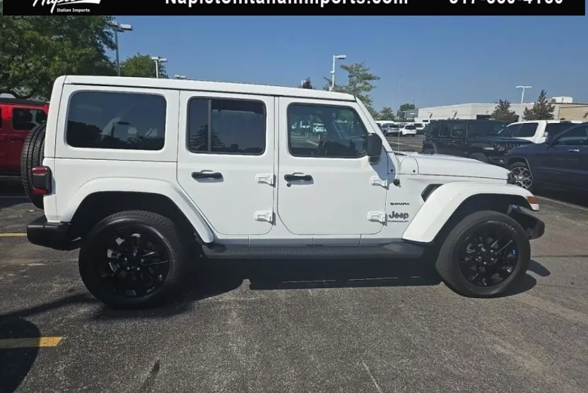 2023 Jeep Wrangler Sahara 4xe photo 1