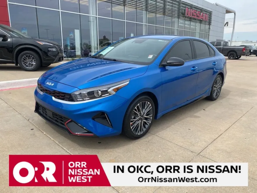 2023 Kia Forte GT-Line photo 1