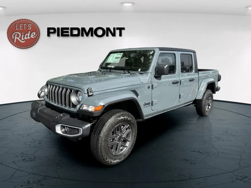 2025 Jeep Gladiator Sport photo 1