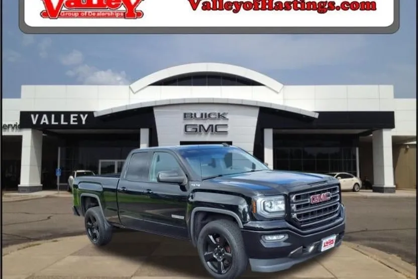 2018 Gmc Sierra 1500 SLE photo 1