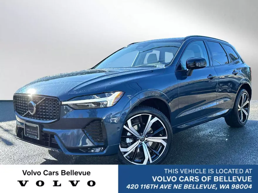 2025 Volvo XC60 B5 photo 1