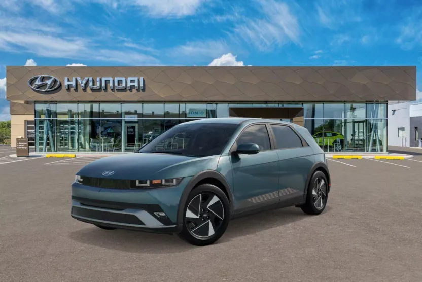 2025 Hyundai Ioniq 5 SE photo 1