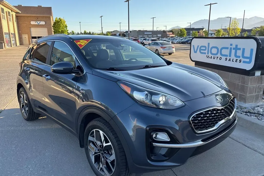 2020 Kia Sportage EX photo 1