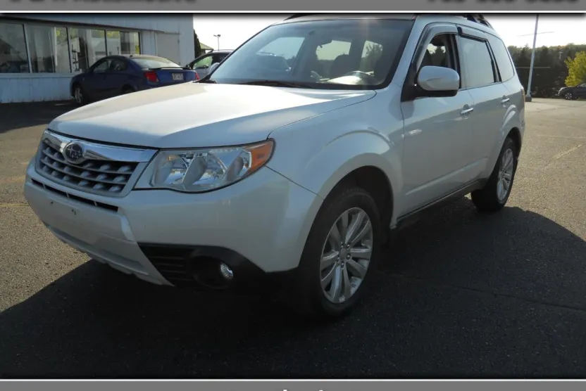 2013 Subaru Forester 2.5X Premium photo 1