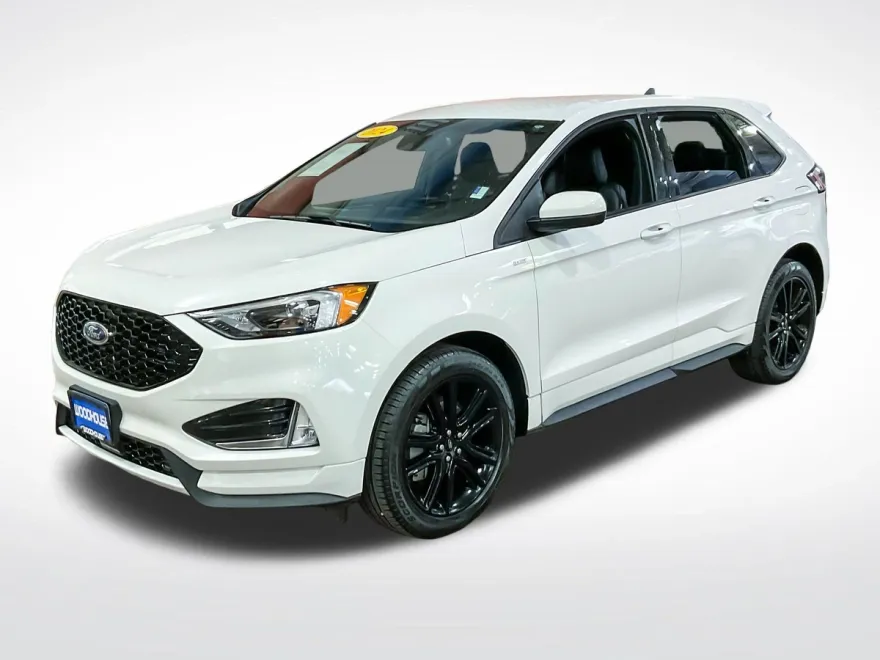 2024 Ford Edge ST photo 1