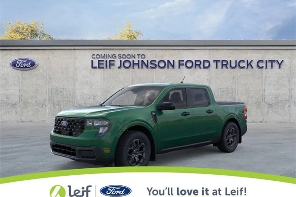 2025 Ford Maverick XLT photo 1