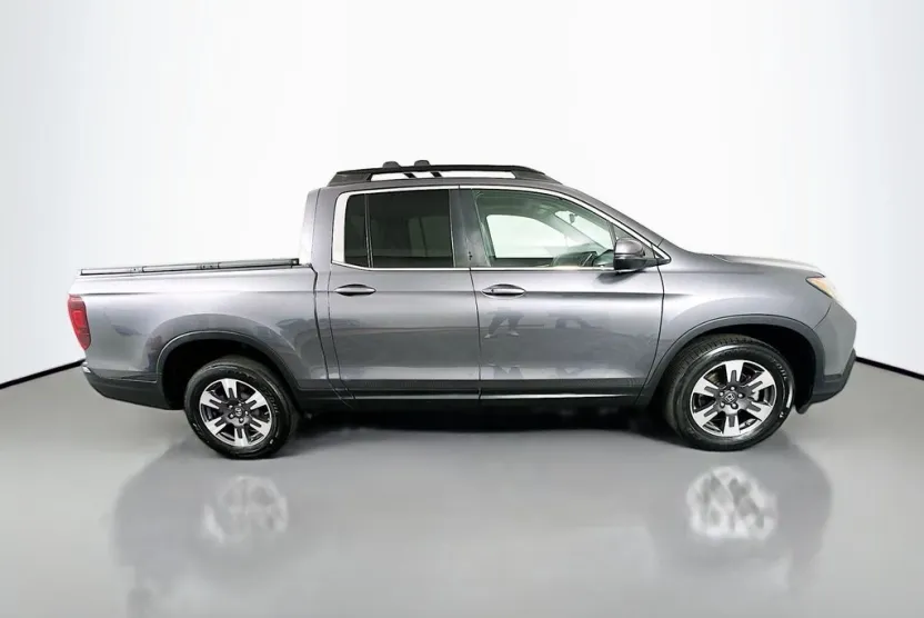 2019 Honda Ridgeline RTL photo 1
