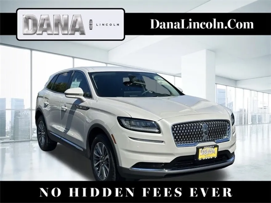 2023 Lincoln Nautilus Standard photo 1