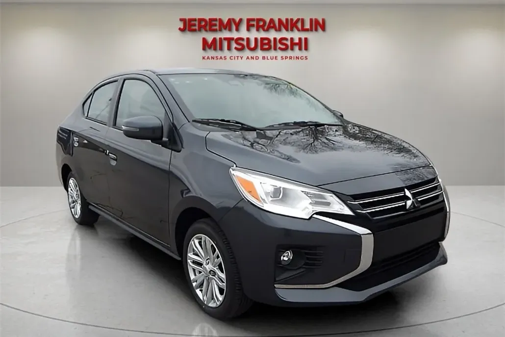 2024 Mitsubishi Mirage G4 SE photo 1
