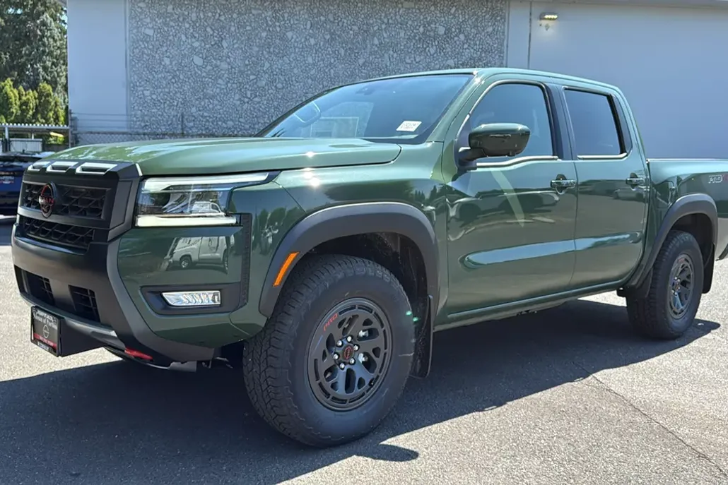2026 Nissan Frontier S photo 1