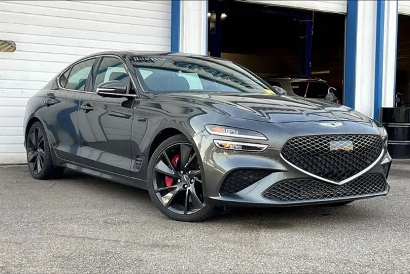 2022 Genesis G70 3.3T photo 1