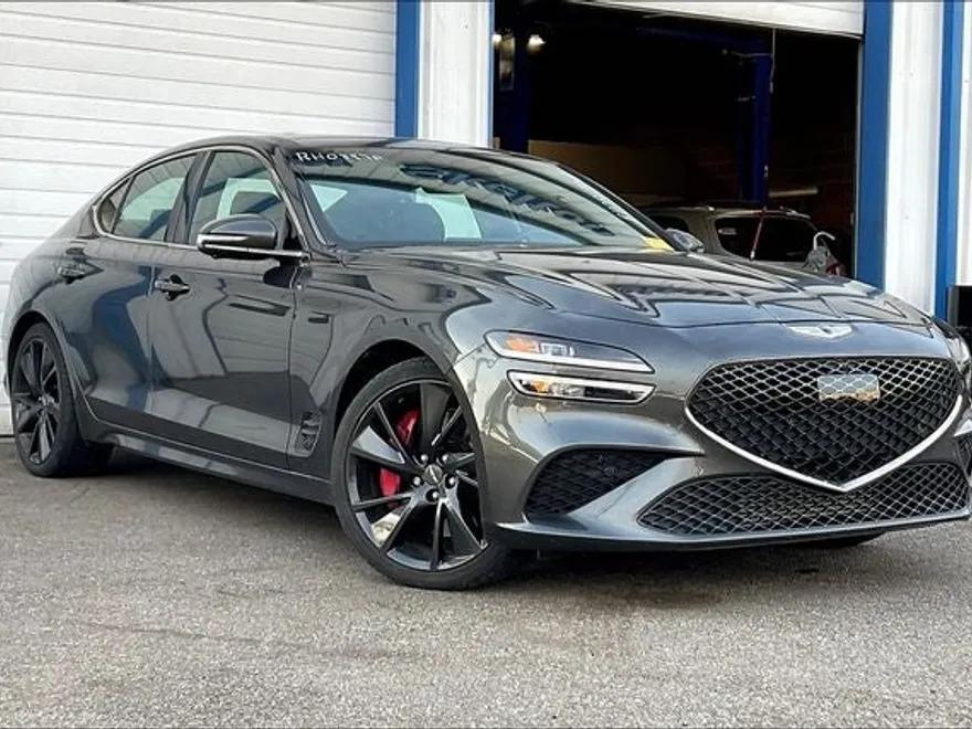 2022 Genesis G70 3.3T photo 1