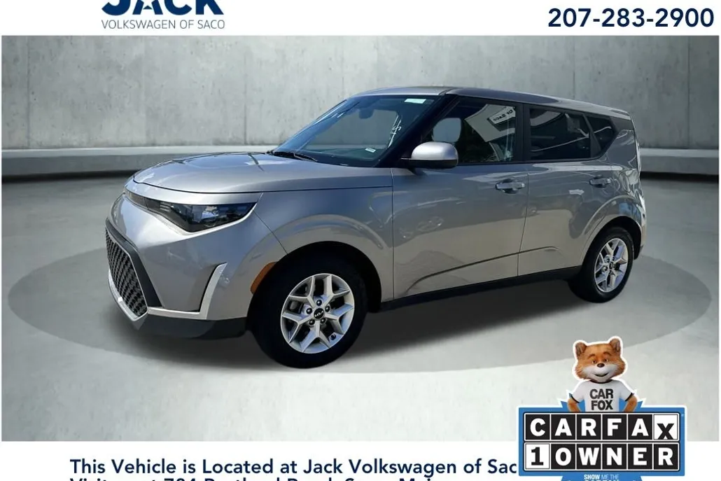 2023 Kia Soul LX photo 1