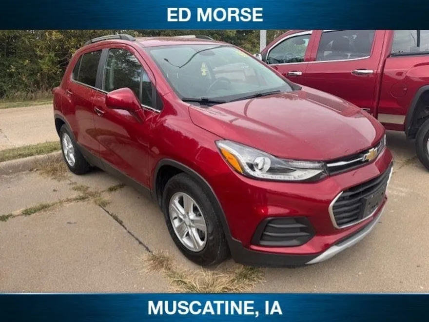 2020 Chevrolet Trax LT photo 1