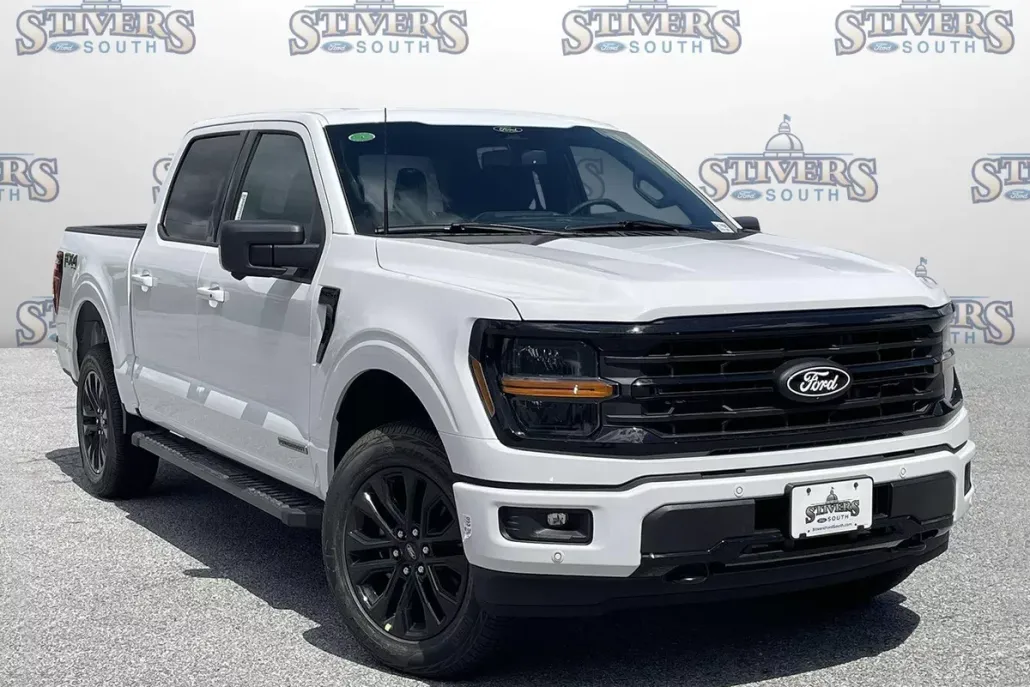 2025 Ford F-150 XLT photo 1