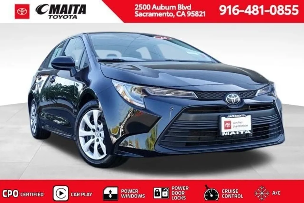 2023 Toyota Corolla LE photo 1