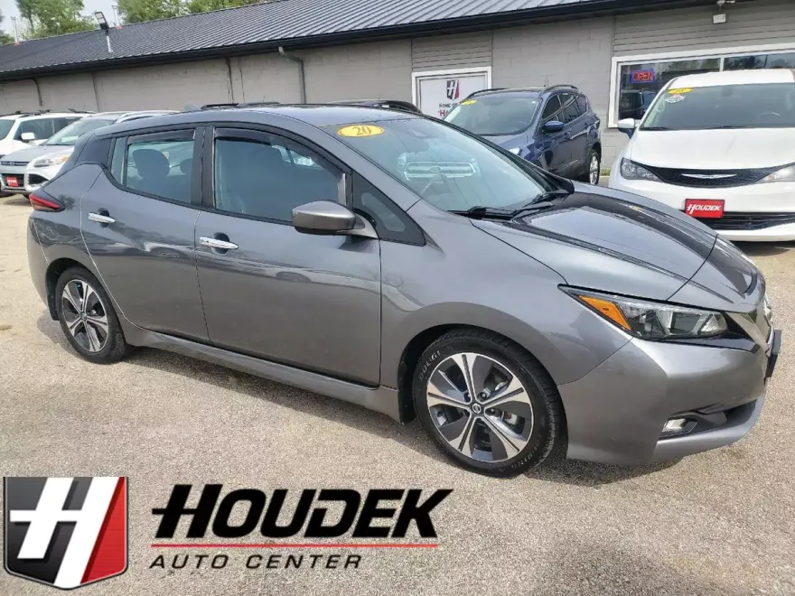 2020 Nissan Leaf SV photo 1