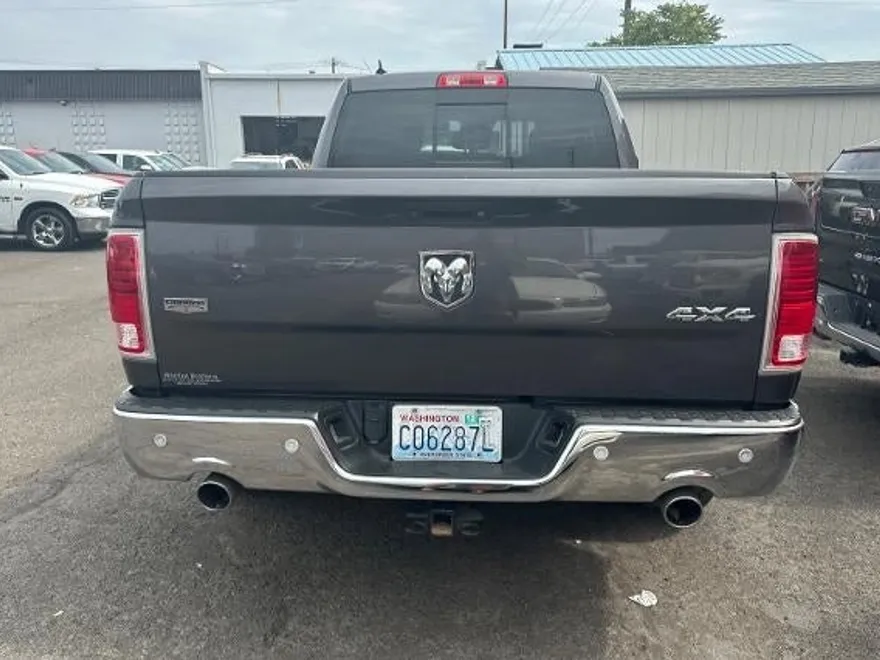 2017 Ram 1500 Laramie photo 1