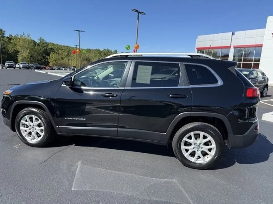 2018 Jeep Cherokee Latitude photo 1