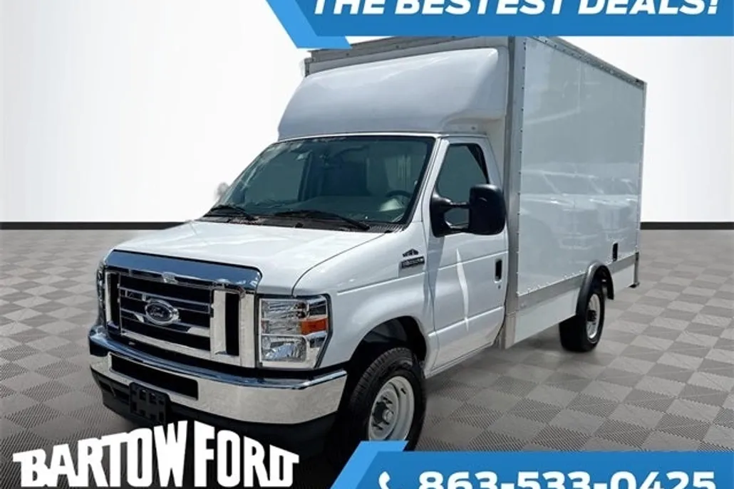2025 Ford E-350 Base photo 1