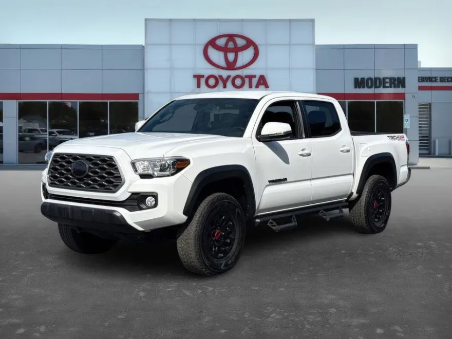 2021 Toyota Tacoma TRD Off-Road photo 1