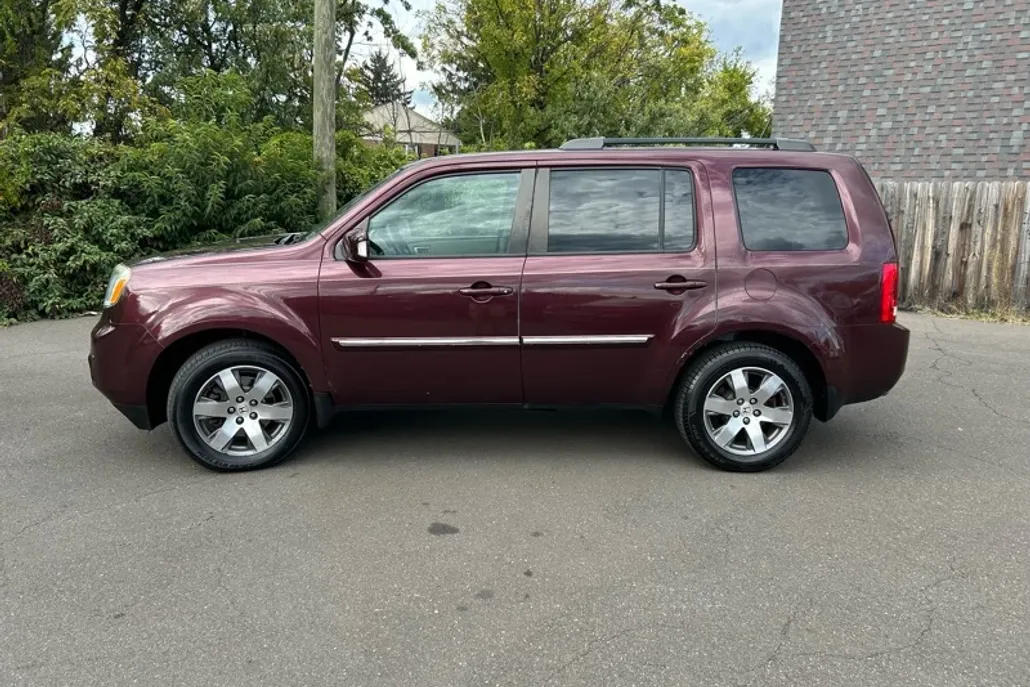 2015 Honda Pilot Touring photo 1